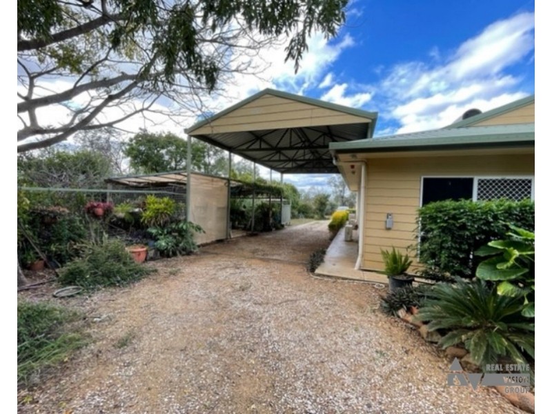 4 Quartz, Sapphire QLD 4702