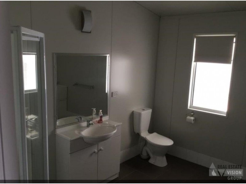 7 Railway Street St, Anakie QLD 4702