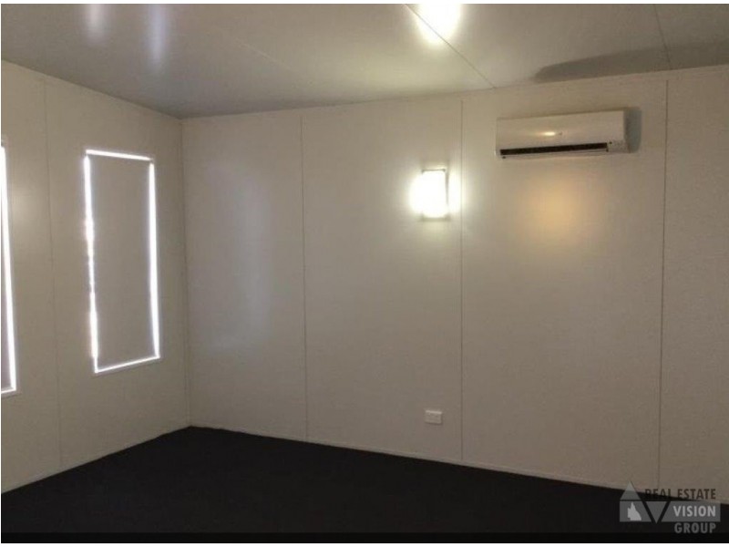 7 Railway Street St, Anakie QLD 4702