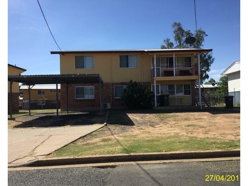 Unit/20A Blackbutt Street, Blackwater QLD 4717