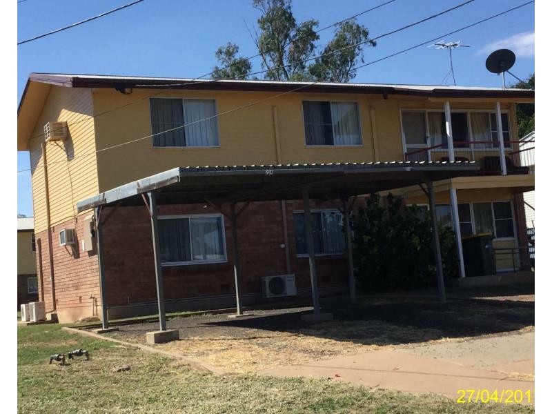 Unit/20A Blackbutt Street, Blackwater QLD 4717