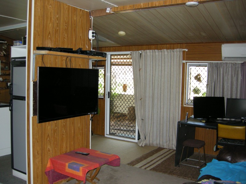 13 Willows Rd, Willows QLD 4702