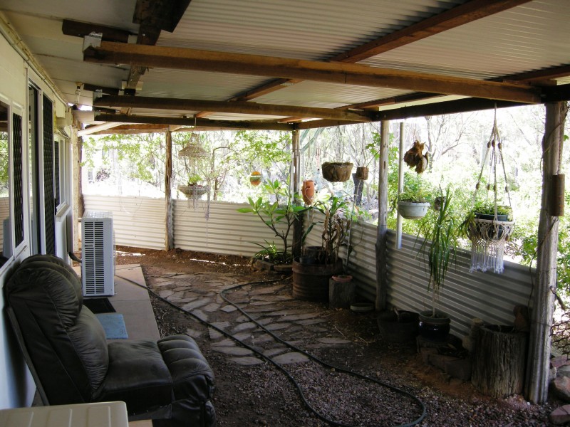 13 Willows Rd, Willows QLD 4702