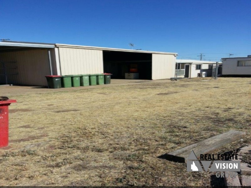 37 Ardurad Rd, Blackwater QLD 4717