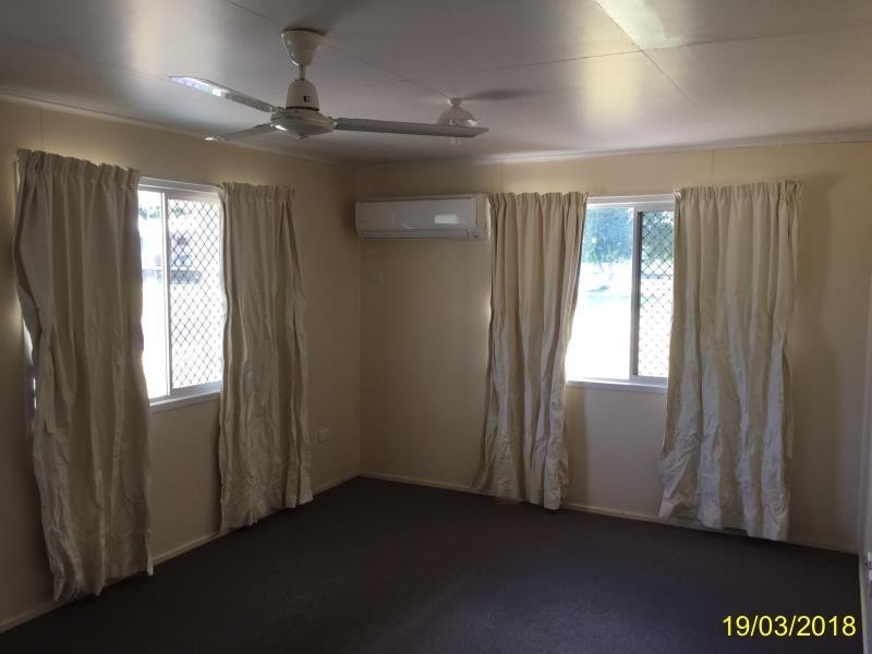 8 Mangrove St, Blackwater QLD 4717