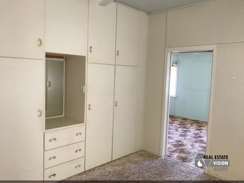 31 Wood St, Springsure QLD 4722