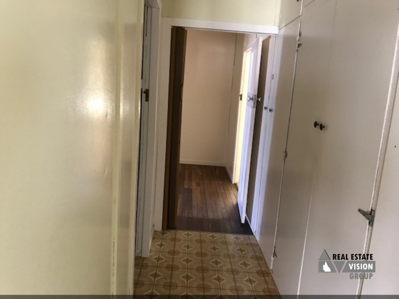 31 Wood St, Springsure QLD 4722