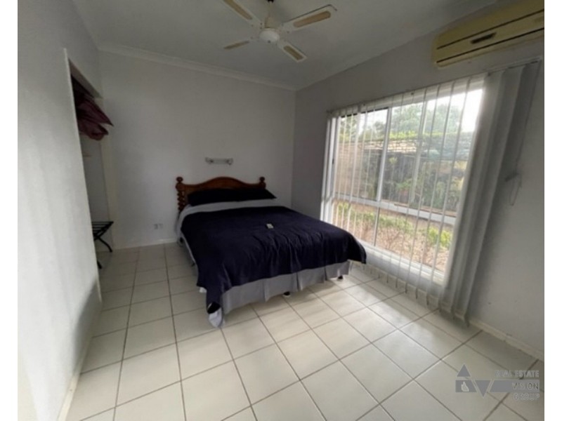 4 Quartz, Sapphire QLD 4702