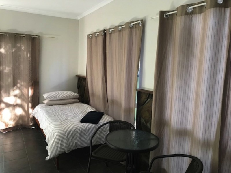 1/23 Keilambete Rd, The Gemfields QLD 4702