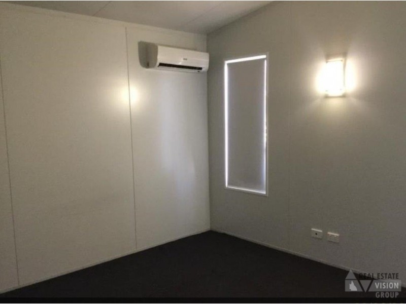 16 Hunter St, Blackwater QLD 4717