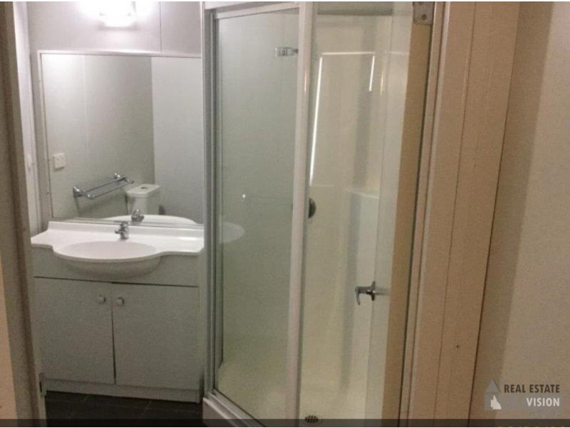 16 Hunter St, Blackwater QLD 4717