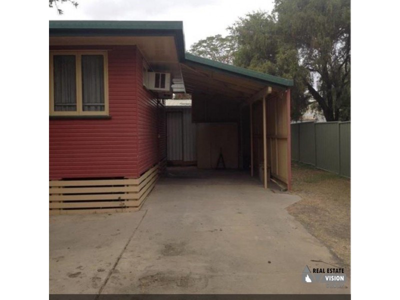 18 Fay Street, Blackwater QLD 4717