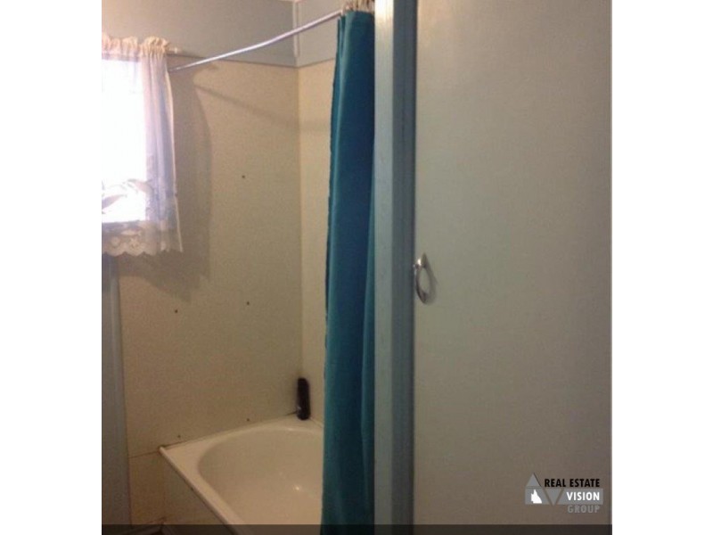 18 Fay Street, Blackwater QLD 4717