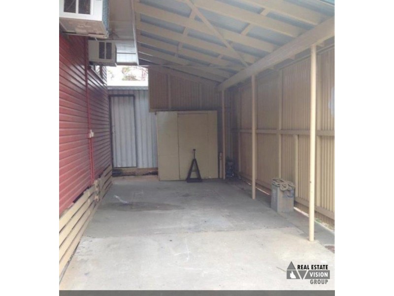 18 Fay Street, Blackwater QLD 4717