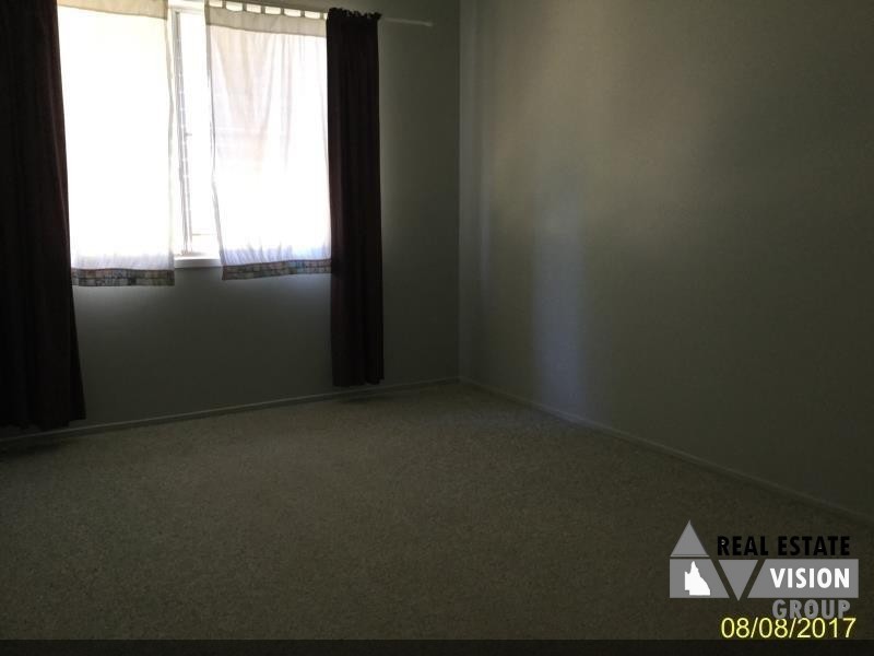 12 Pine Street, Blackwater QLD 4717