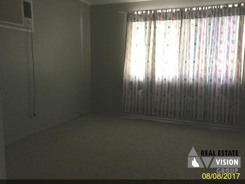 12 Pine Street, Blackwater QLD 4717