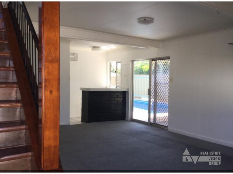32 Wattle Street, Blackwater QLD 4717