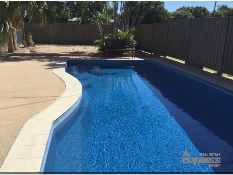 32 Wattle Street, Blackwater QLD 4717