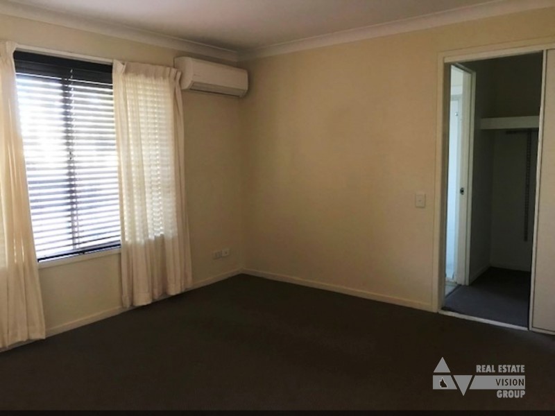 3 Sharlyn Cres, Emerald QLD 4720