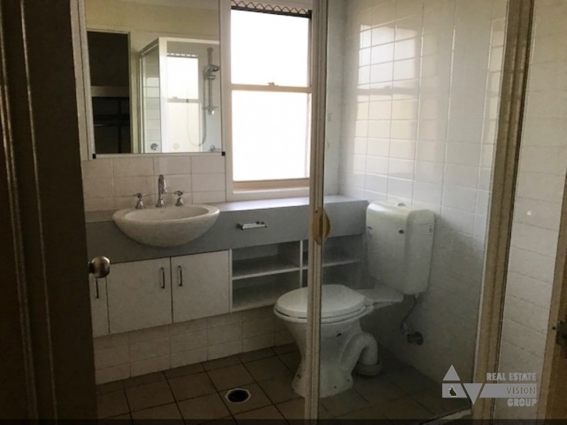 3 Sharlyn Cres, Emerald QLD 4720