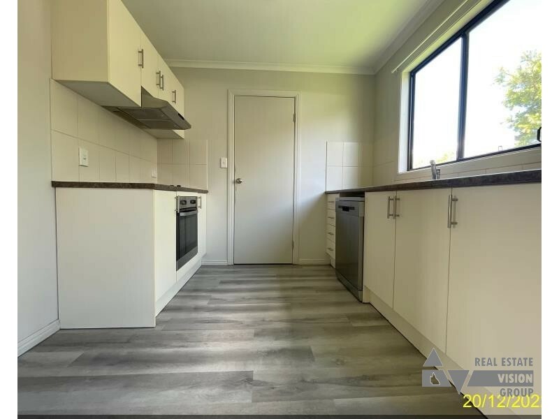 28 Gum Street, Blackwater QLD 4717