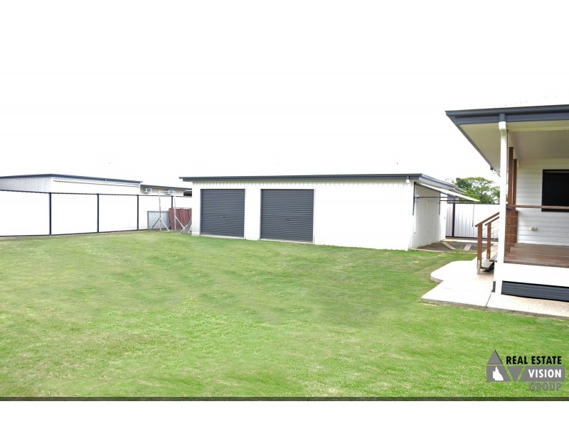 21 Stower Street, Blackwater QLD 4717
