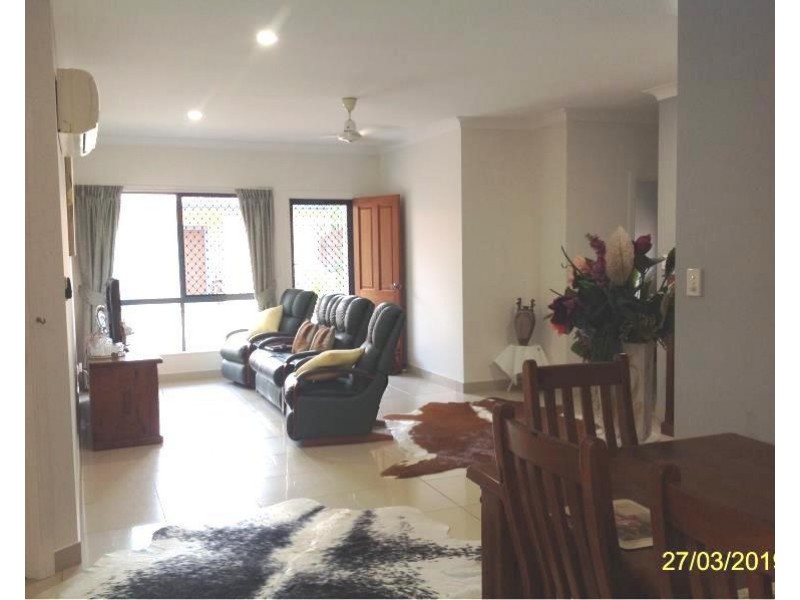 1/7 Erromango Dr, Jubilee Pocket QLD 4802