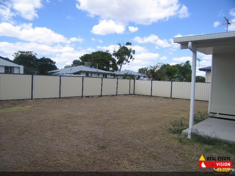 15 Boonery Street, Blackwater QLD 4717