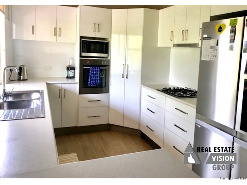 47 Tourmaline Rd, Emerald QLD 4720