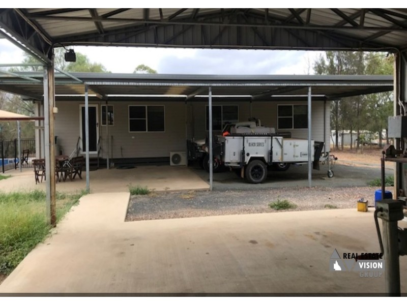 47 Tourmaline Rd, Emerald QLD 4720
