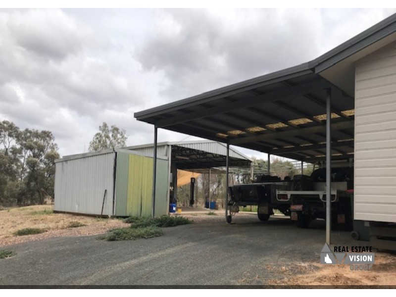 47 Tourmaline Rd, Emerald QLD 4720