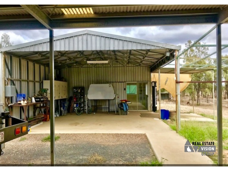 47 Tourmaline Rd, Emerald QLD 4720