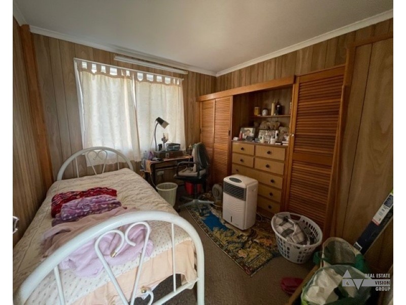 91 River Road, Sapphire QLD 4702