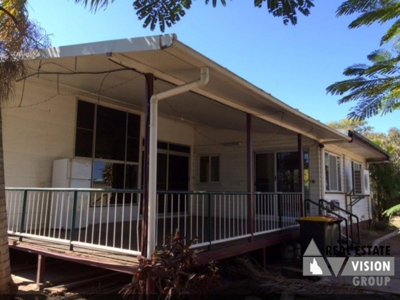 67 Opal Street, Emerald QLD 4720