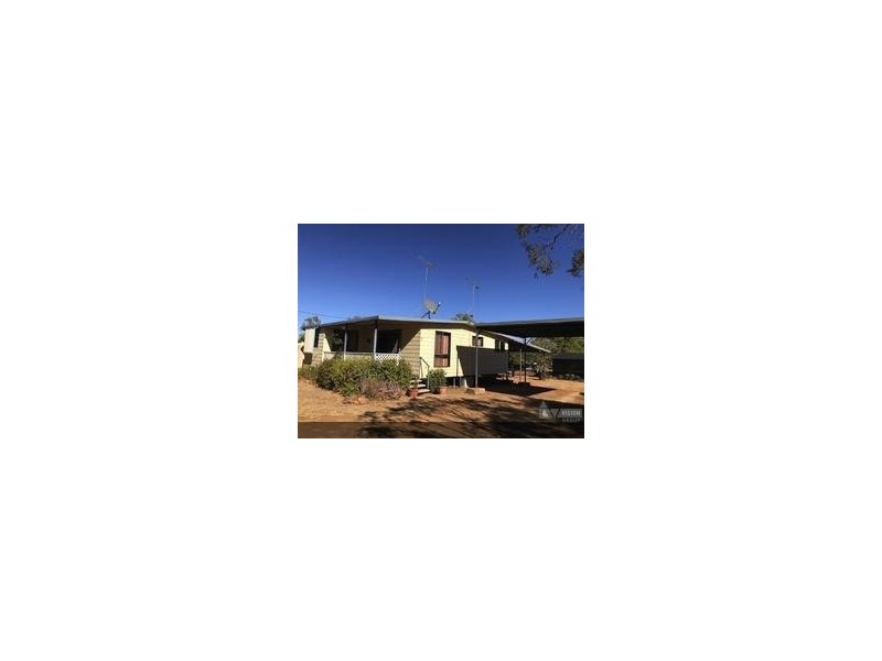 49 Mt Bullock Street, Sapphire QLD 4702