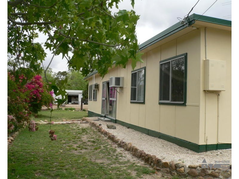 91 River Road, Sapphire QLD 4702