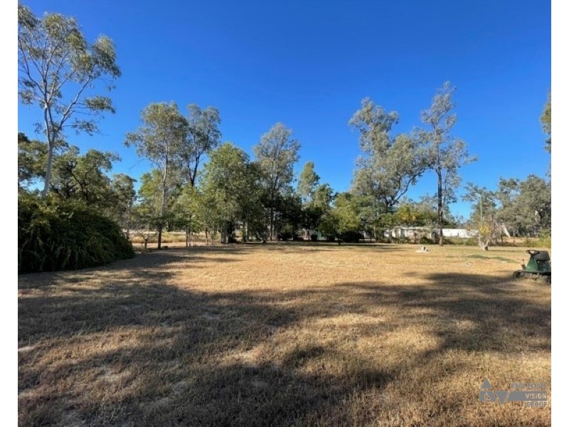 91 River Road, Sapphire QLD 4702
