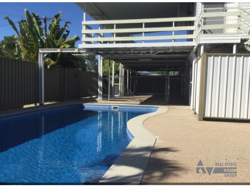 32 Wattle Street, Blackwater QLD 4717