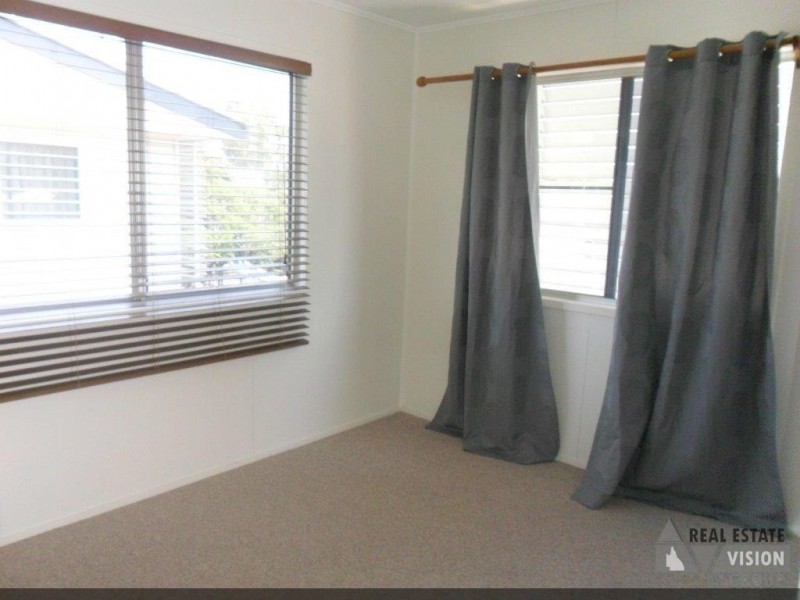 32 Wattle Street, Blackwater QLD 4717