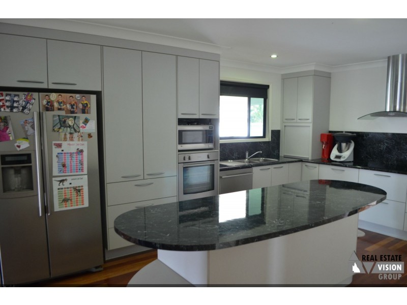 21 Stower Street, Blackwater QLD 4717