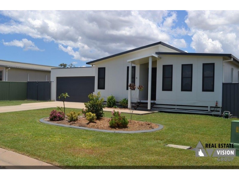 14 Summer Red Ct, Blackwater QLD 4717