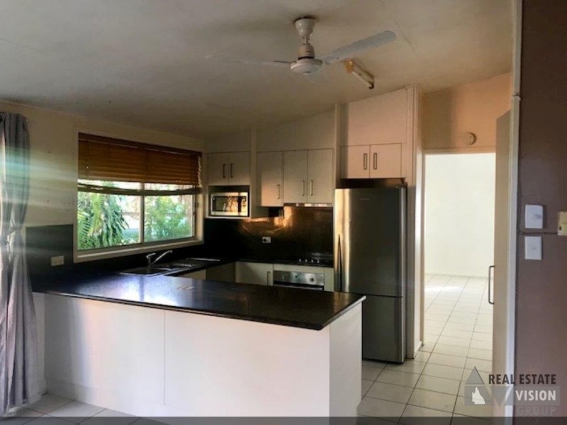 50 Stower St, Blackwater QLD 4717