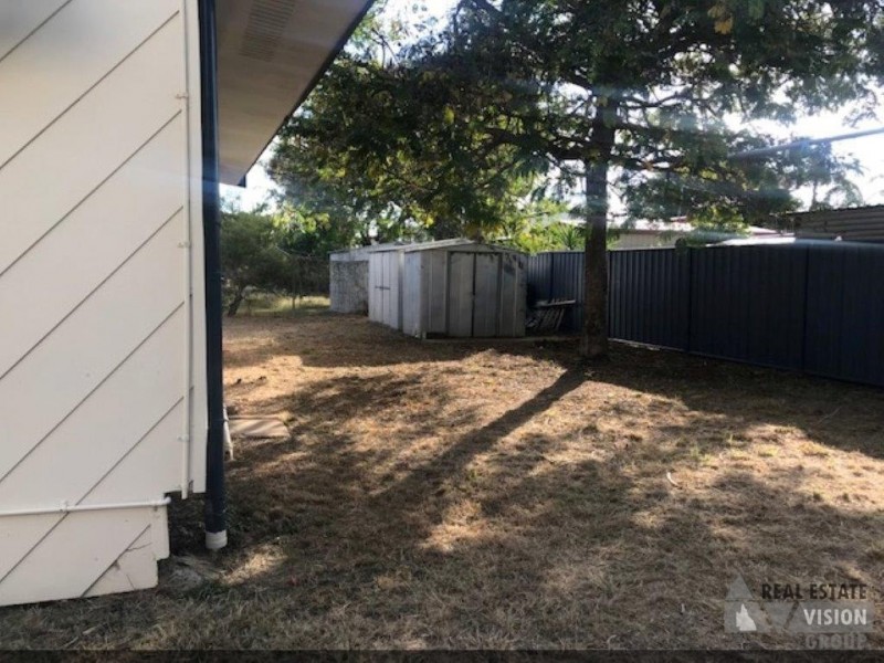 50 Stower St, Blackwater QLD 4717