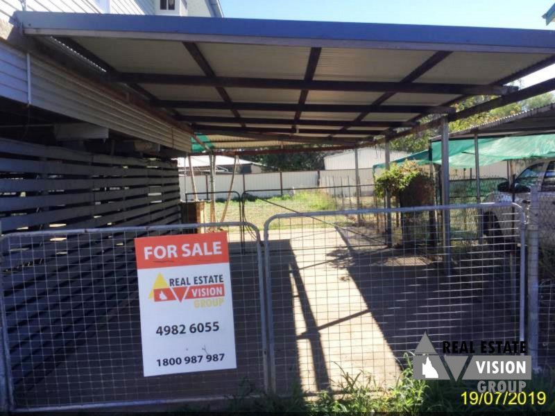 8 Acacia Street, Blackwater QLD 4717