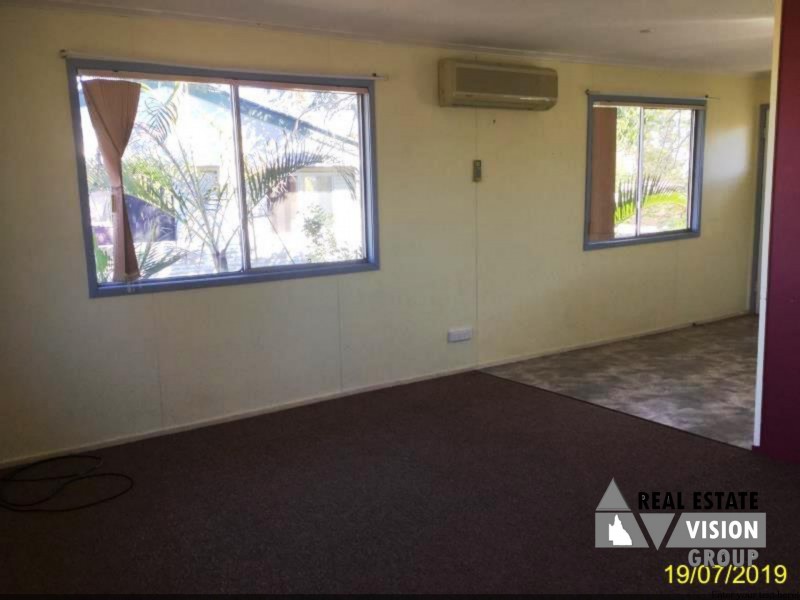 8 Acacia Street, Blackwater QLD 4717