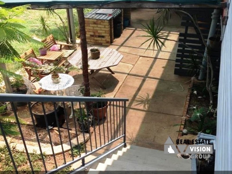 8 Acacia Street, Blackwater QLD 4717