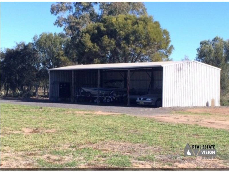 2 Geddes Lane, Emerald QLD 4720