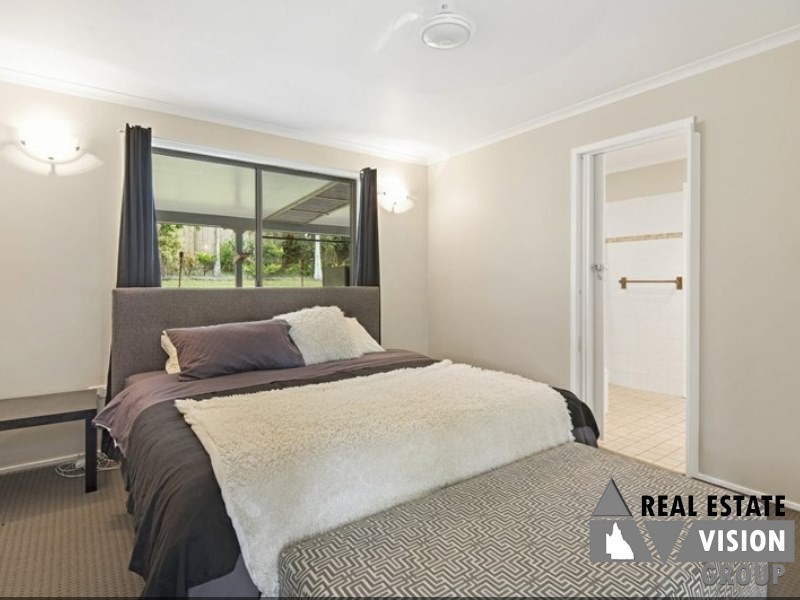 24 Tropic Rd, Cannonvale QLD 4802