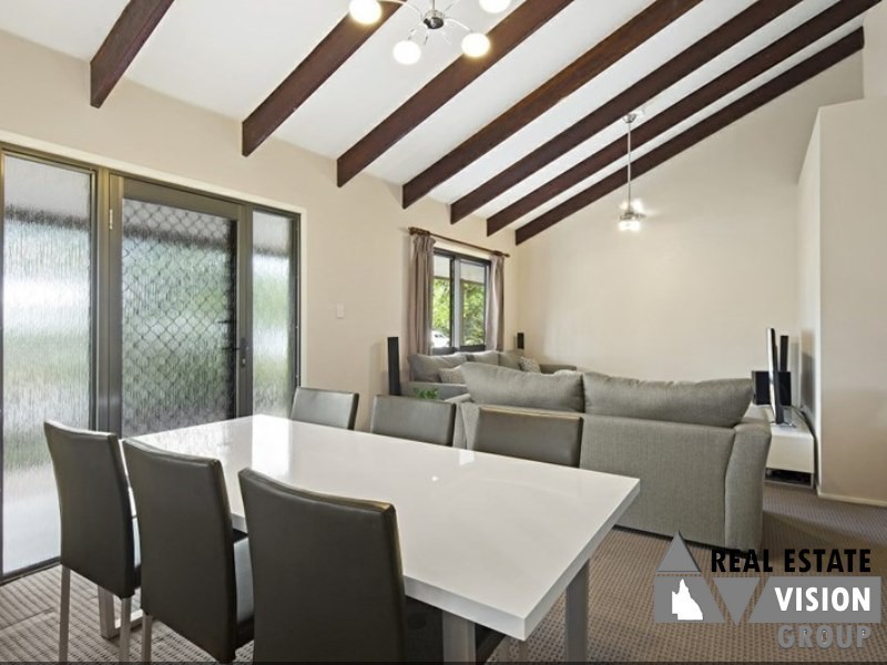 24 Tropic Rd, Cannonvale QLD 4802