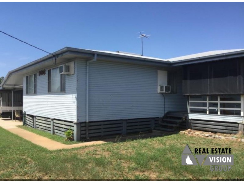 19 Ironbark St, Blackwater QLD 4717